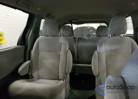 2015 Toyota Sienna Le from USA, damaged, VIN 5TDJK3DC6FS110321